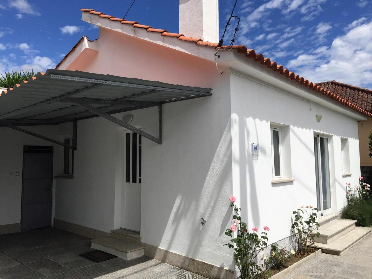 Casinha Da Vila Arcos de Valdevez Exterior photo